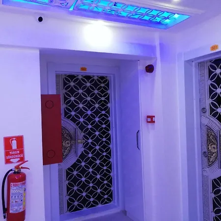 アパートホテル Cicek ディディム