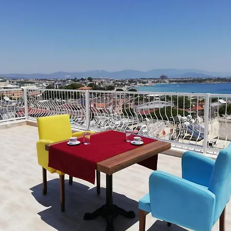 Cicek アパートホテル