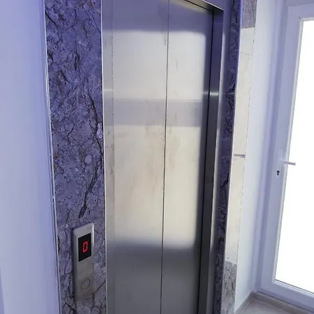 Cicek アパートホテル ディディム