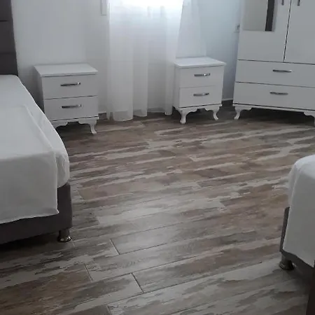 アパートホテル Cicek ディディム