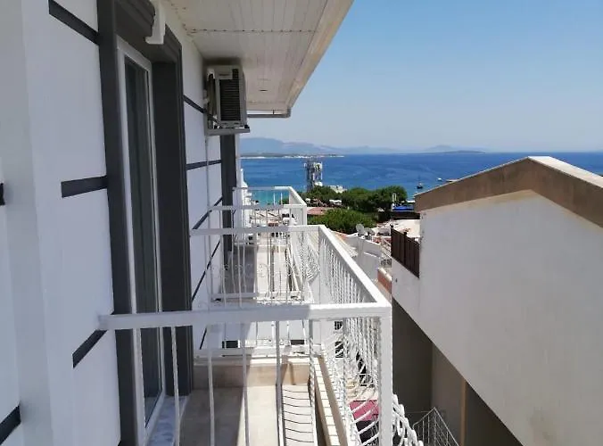 Cicek 아파트호텔 디딤