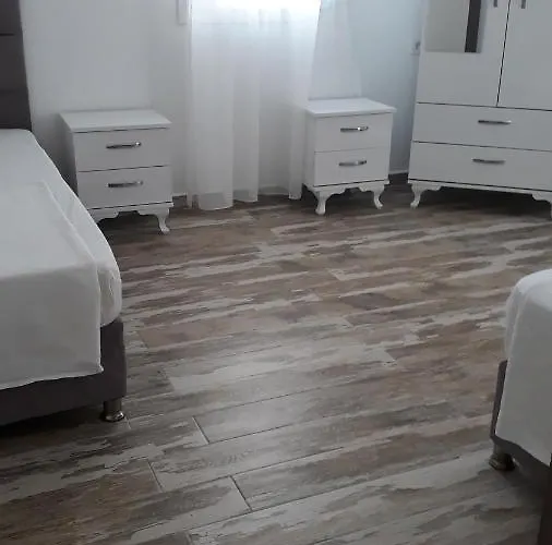 Apart Otel çıçek Didim